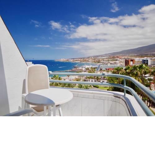Casa Atlantis with fantastic sea-view, balcony, heated pool, wifi
