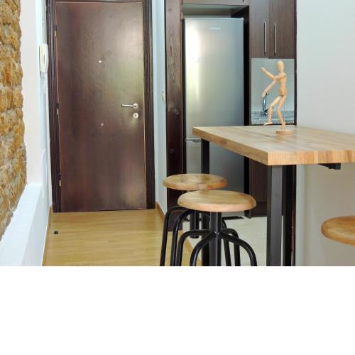 Casa Aurea-Apartamento zona antigua,parking y wifi by DeLabra Apartments