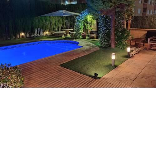 Casa Axier Chalet con Piscina y Jardín