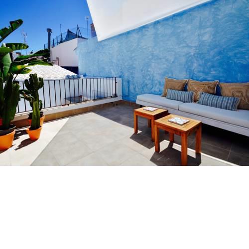 CASA AZUL stunning house a few metres from the bea