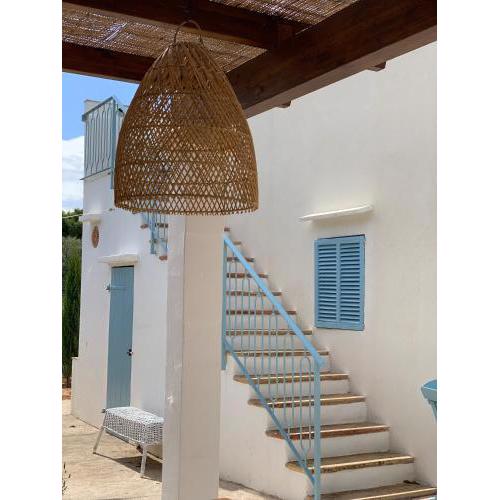 Casa Azul. Stylish beach house for 4 adults + 1 child in Cala Santanyi