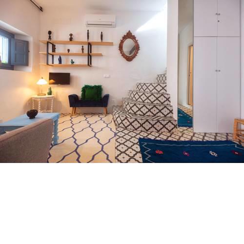 Casa Brigitte en el casco histórico con vistas.