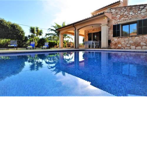 CASA BRISA- en Cala Llombards- Santany