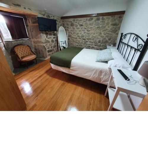 Casa Cerralleiro. Casa vacacional en Parada de Sil. Ribeira Sacra.