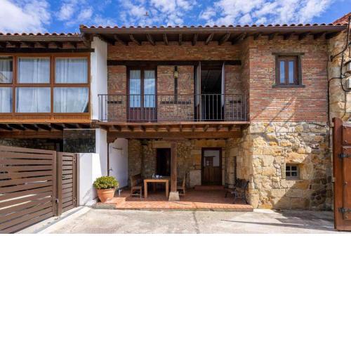 Casa con jardín en Cantabria cerca de la playa El porton