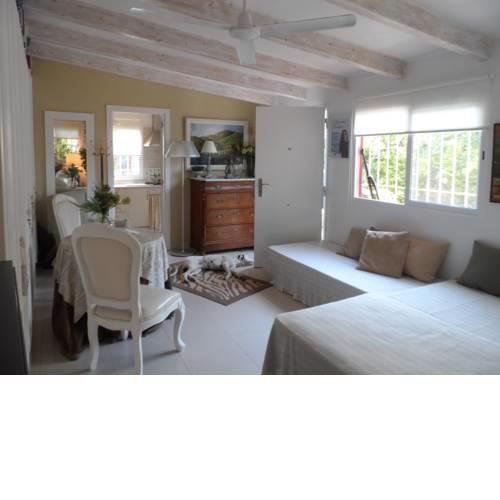 Casa con jardín frente Playa de Burriana