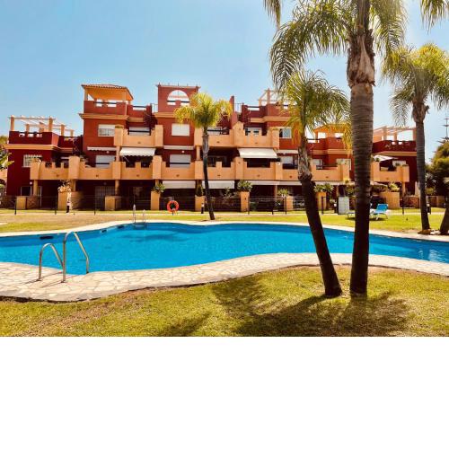 Casa con piscina en Marbella