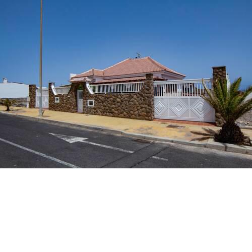 CASA CON PISCINA EN TENERIFE - VISTA MAR Y EL TEIDE