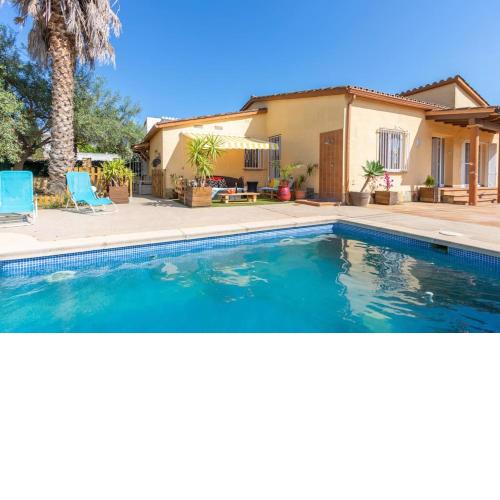 CASA con PISCINA privada, CENTRO - WIFI