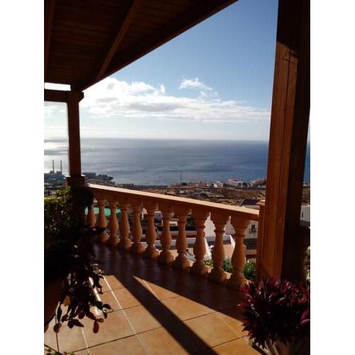 Casa con vistas al mar