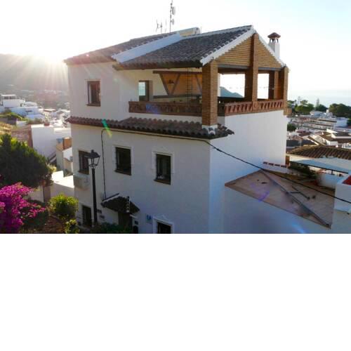 Casa Coral. Confort y calidad con las mejores vistas de la costa del Sol