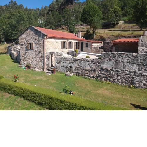 Casa Costiña
