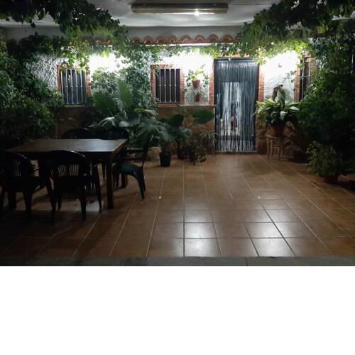 CASA CUEVA -EL ALMENDRO-
