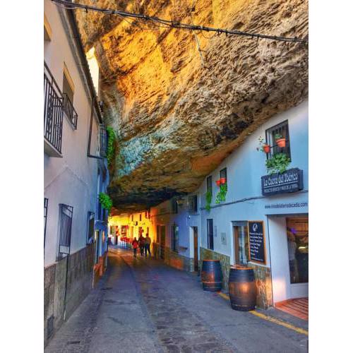casa cueva de la sombra