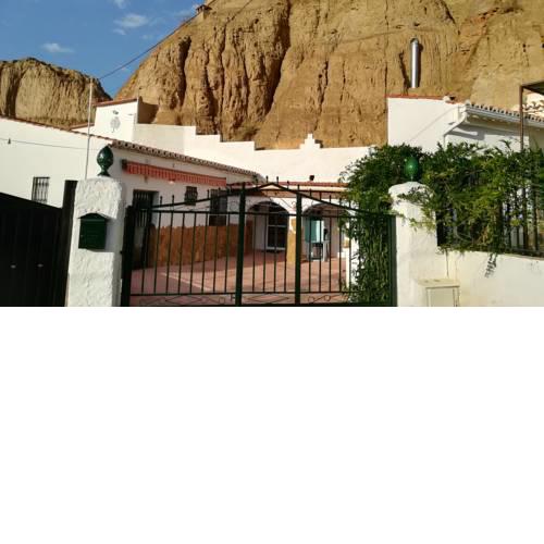 Casa cueva El Algarrobo