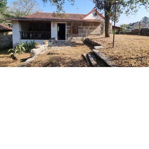 CASA DE 300 AÑOS CON SILENCIO Y TRANQUILIDAD