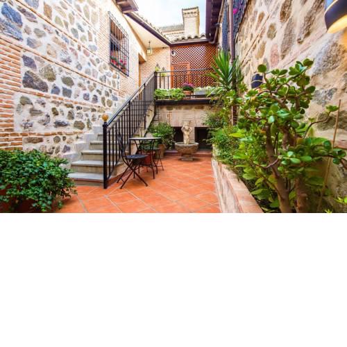 Casa de Bisagra