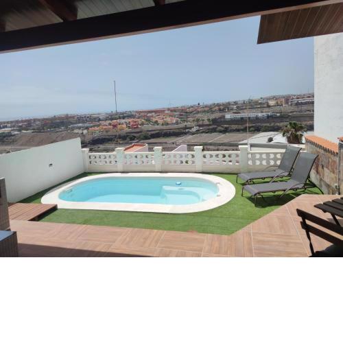 Casa de invitados con piscina