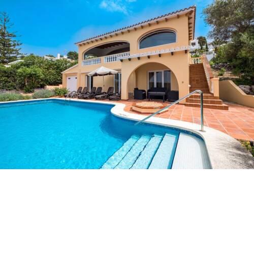Casa De Palmera - 3 Bedroom Villa - Sea views from Large open Balcony - Perfect for families