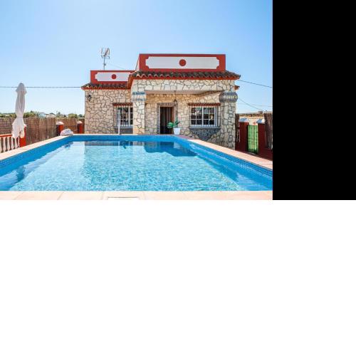Casa de piedra fantástica piscina y relax