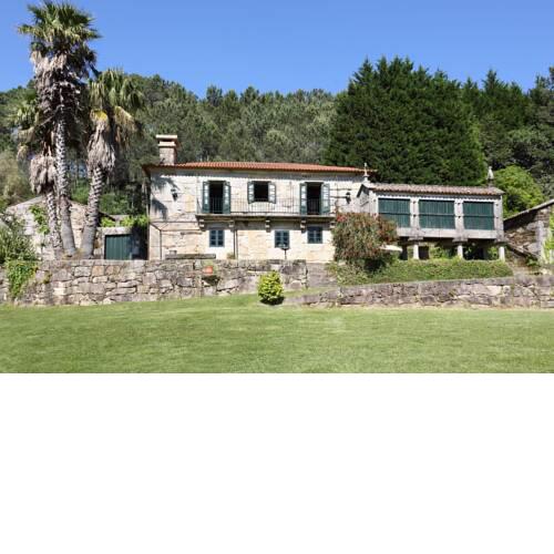 Casa del Cura de Oliveira