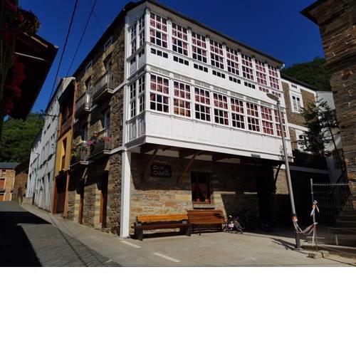 Casa do Catalán - Casa abierta para grupos LGTBI