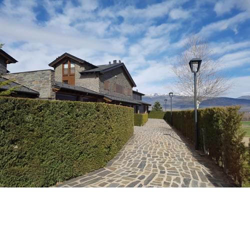 Casa en Alp, con zona jardín privado y zona comunitaria