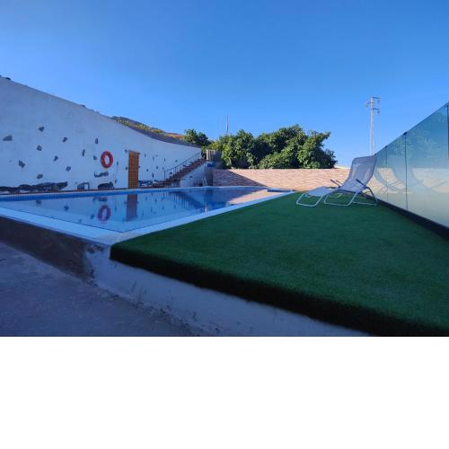 Casa en las Cuevecitas con vistas y piscina