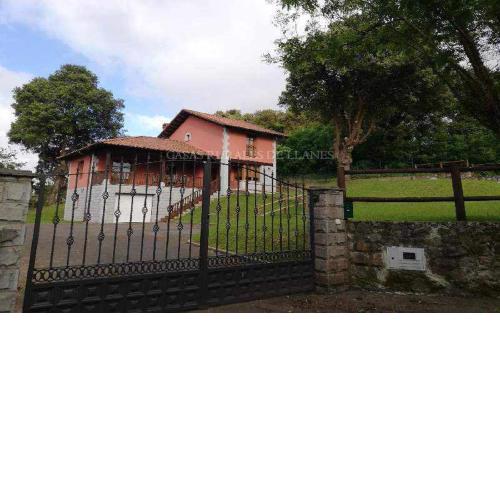 Casa Entre encinas
