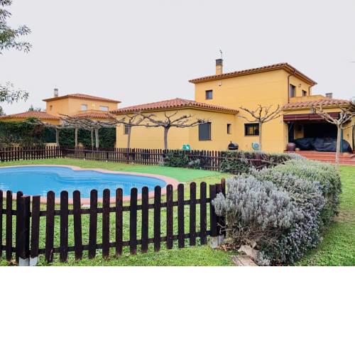 Casa Familiar Con Piscina Privada A 200m Golf Peralada