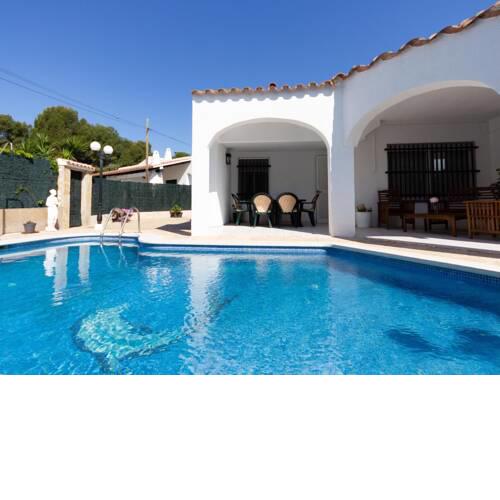 Casa familiar, piscina a 200m de la playa ham ii
