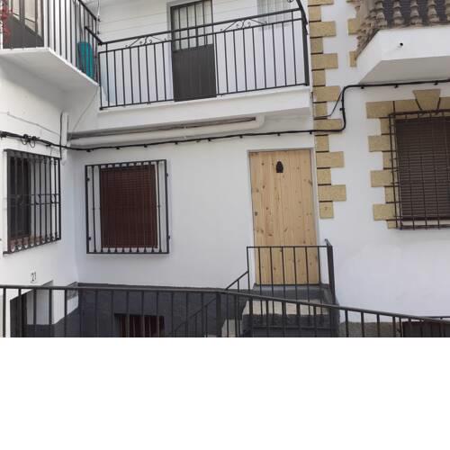 CASA FUENTE DEL MOLINO DE LA IRUELA