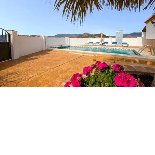 Casa Geranio Almachar
