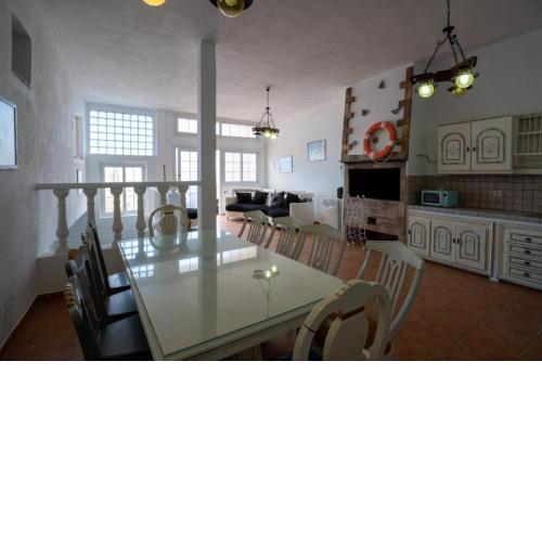 Casa Happy Playa Jacuzzi terrace and billiard