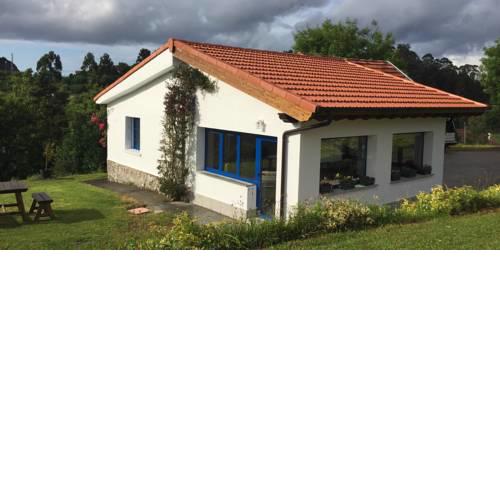 Casa jardín en la villa de Ribadesella