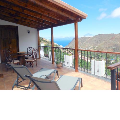 Casa La Sabina Roja 1, casa con impresionantes vistas sobre Hermigua y el mar