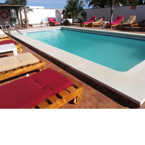 Casa León con WiFi y piscina común