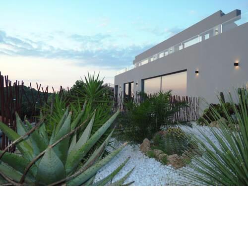 Casa Lou, architect villa with heated pool at Begur, 470m2