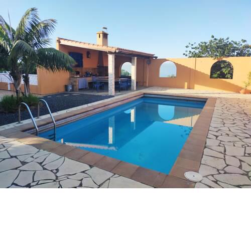 Casa Lucy, chalet privado con piscina