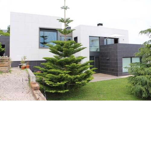 Casa Luminosa