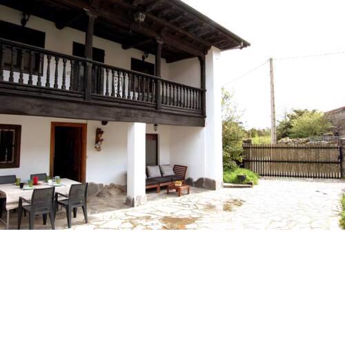 Casa Matias