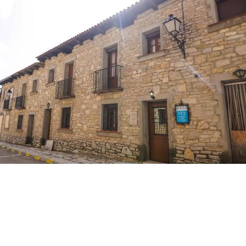 CASA MERCEDES-PUERTOMINGALVO