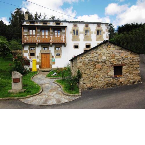 Casa Os Carballás