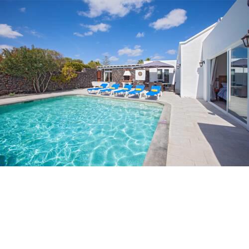Casa Penyas Blancas Dos - 4 bedroom villa - WiFi and Air Conditioning - Perfect for families