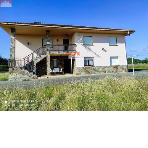 CASA RAFAEL Planta Baja Independiente en Vivienda de 2 Plantas.