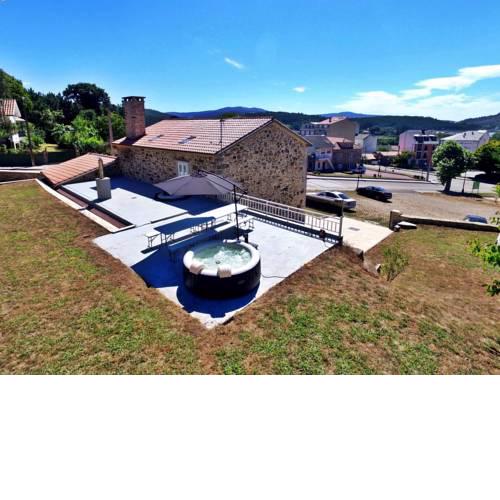 Casa Ria do Anllons