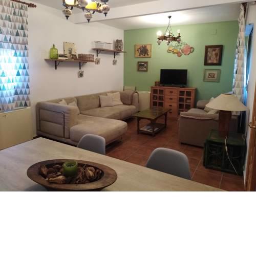 CASA RURAL ALAJÚ