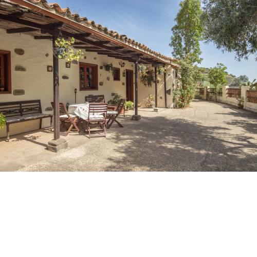 Casa rural el Laurel con Jacuzzi by Lightbooking