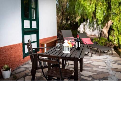 CASA RURAL ELISEO - PAZ Y TRANQUILIDAD EN ALAJERÓ