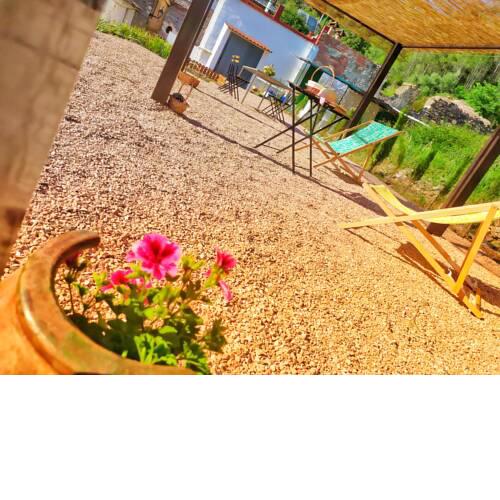 Casa Rural Els Orgues de Benitandús con jardin privado